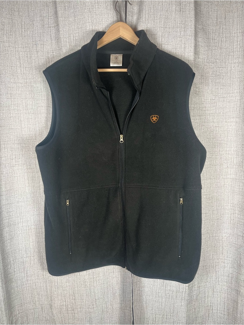 ARIAT Vest Men’s Sz Large Black Fleece Full Zip Outdoor Western Horse EUC